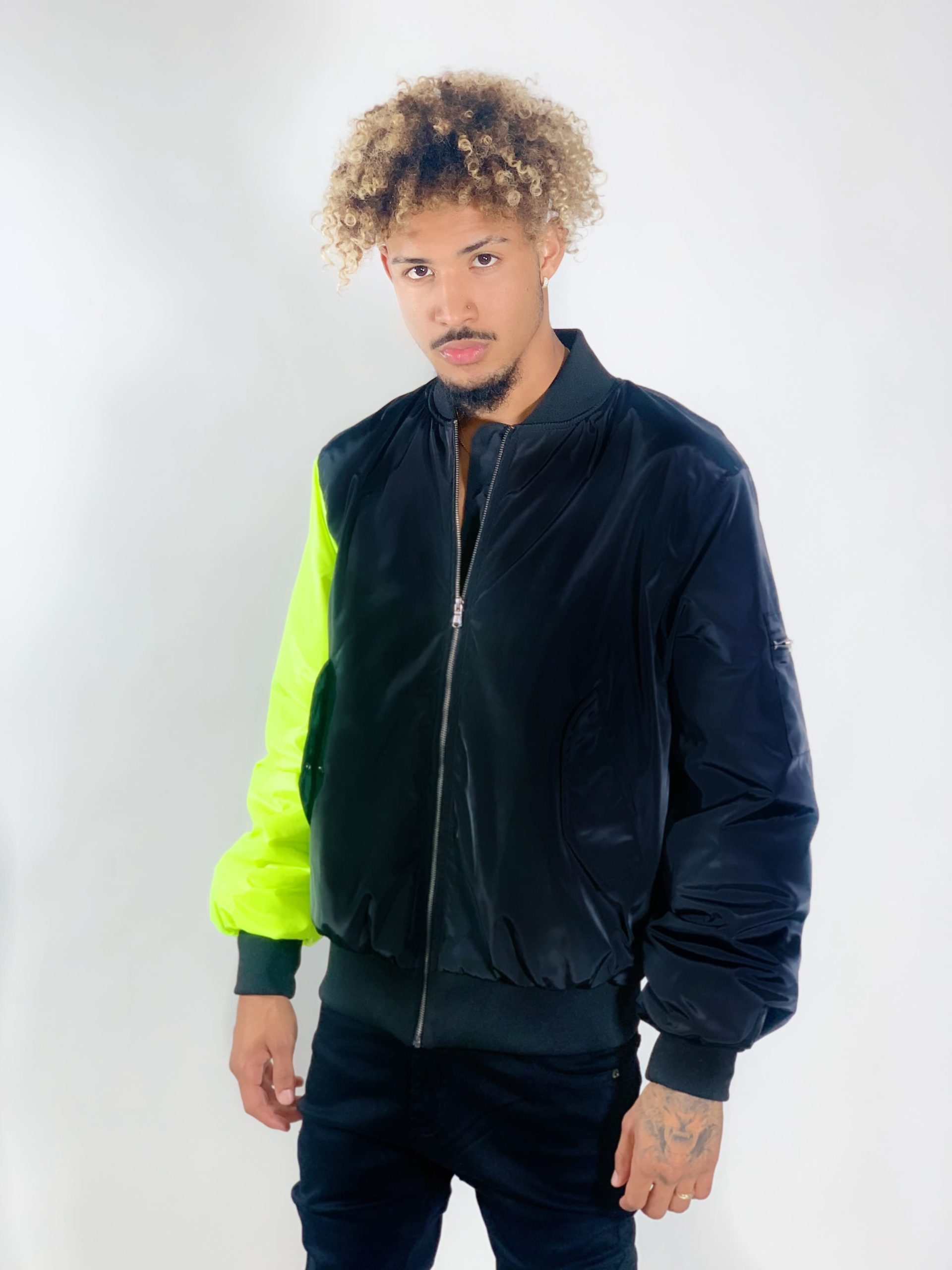 Post Track Jacket Black-Neon - Like 